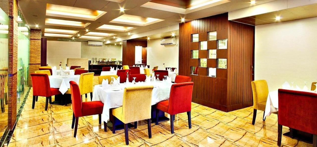 West Park Inn ธากา ภายนอก รูปภาพ